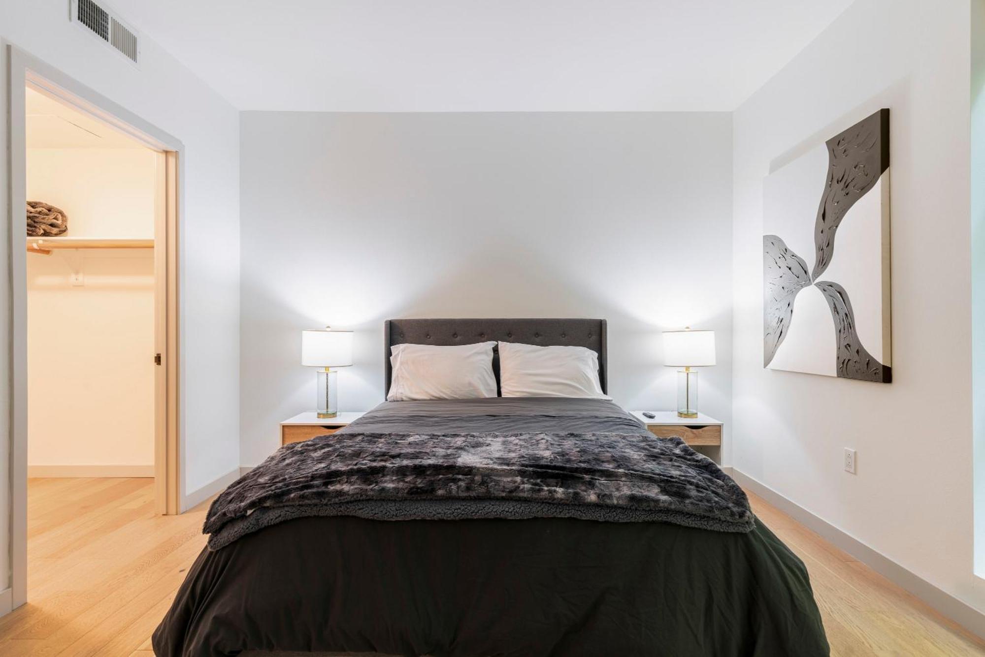 2br Hollywood Modern Luxury Elc Appartement
